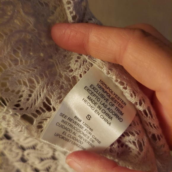 Wallflower~ Crochet Open-Front Fringe Vest – White Neutral Sleeveless Boho Layer - Picture 4 of 11